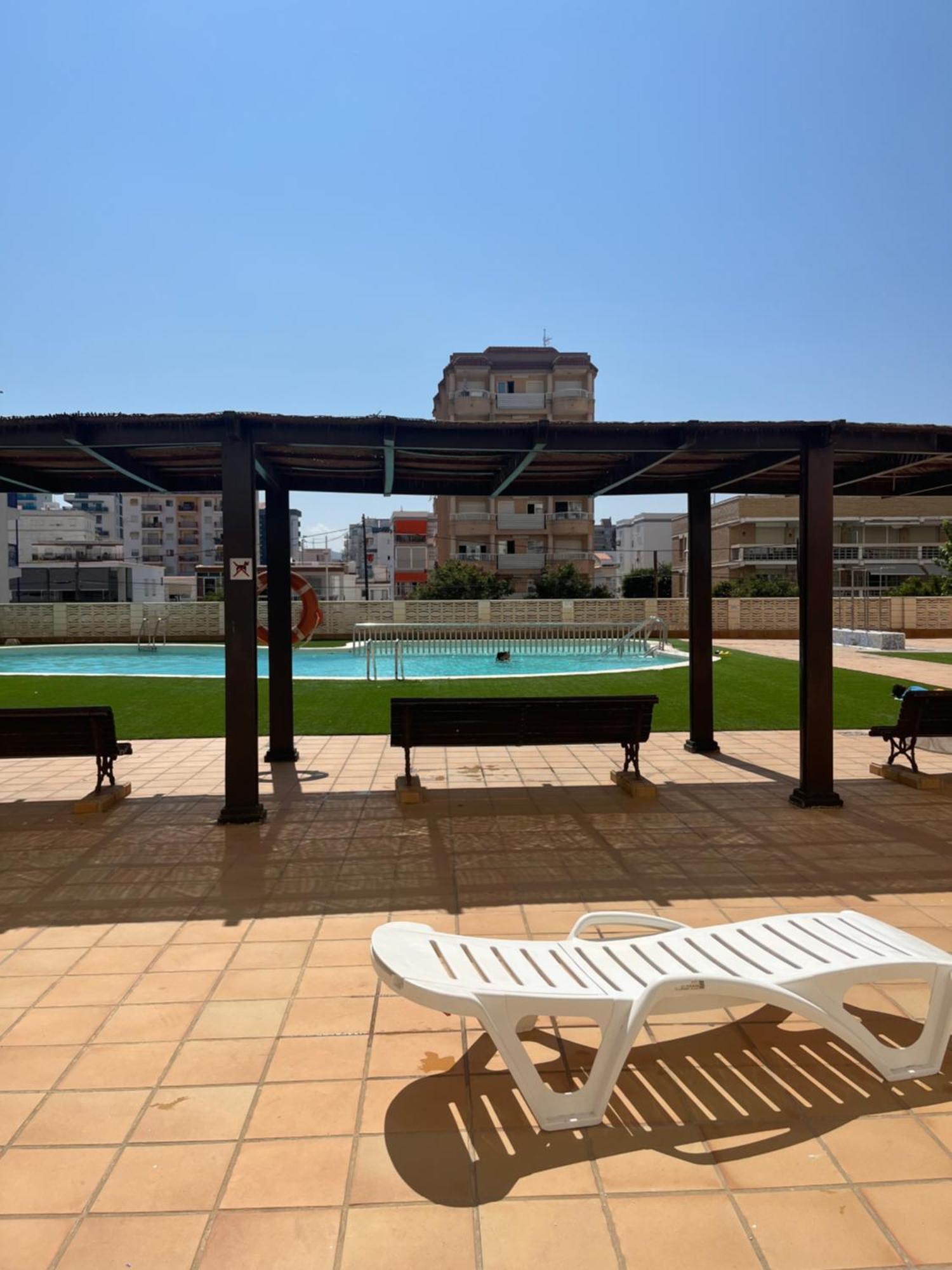 Apartamento 1ª Linea De Playa - Con Piscina Y Parking Playa de Gandía Exterior foto